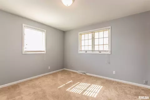 4601 S Lake Camelot Dr, Mapleton, IL 61547 photo 24