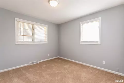 4601 S Lake Camelot Dr, Mapleton, IL 61547 photo 25