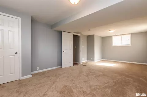 4601 S Lake Camelot Dr, Mapleton, IL 61547 photo 39