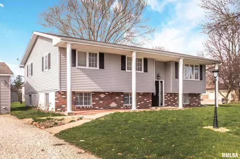 4601 S Lake Camelot Dr, Mapleton, IL 61547 photo 2