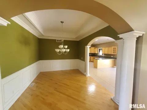 306 Westminster Rd, Germantown Hills, IL 61548 photo 4