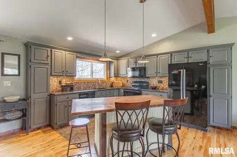 9124 S J T Court Ct, Mapleton, IL 61547 photo 13