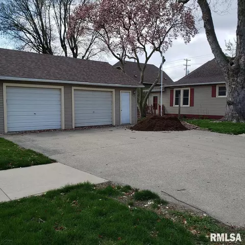 66 E Birch St, Canton, IL 61520 photo 43