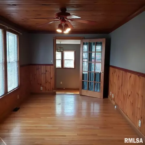 66 E Birch St, Canton, IL 61520 photo 25