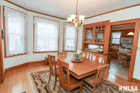 512 N Main St, Eureka, IL 61530 photo 10