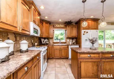 8005 S Gerdes Rd, Mapleton, IL 61547 photo 11