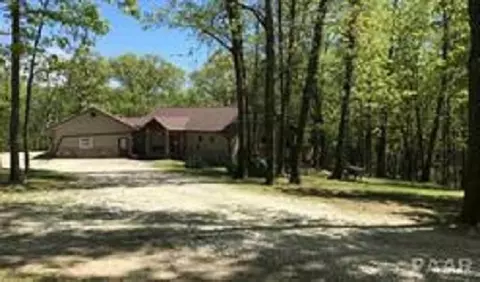 70 Flax Rd, Macomb, IL 61455 photo 1