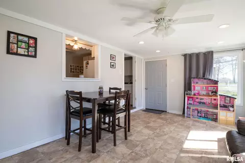 1507 N Kickapoo St, Peoria, IL 61604 photo 32