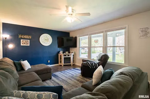 1507 N Kickapoo St, Peoria, IL 61604 photo 8