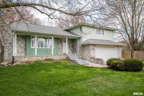 7624 W Chestnut Dr, Edwards, IL 61528 photo 2