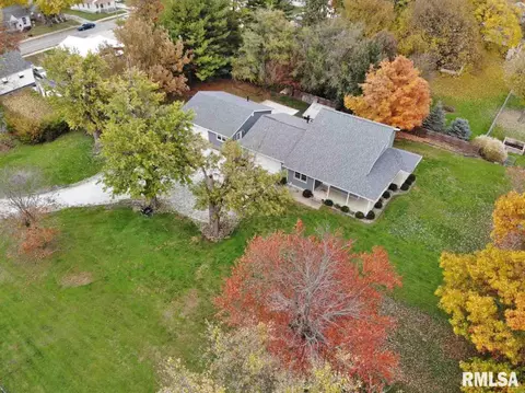 994 E Ash St, Canton, IL 61520 photo 36