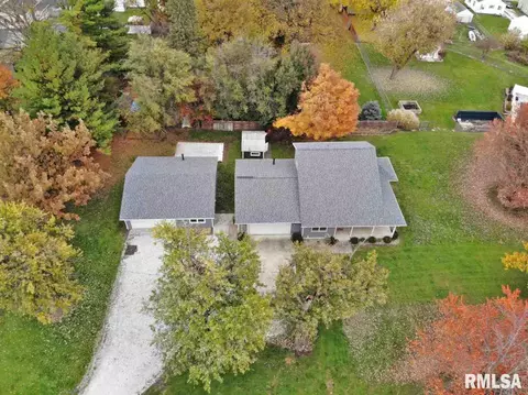 994 E Ash St, Canton, IL 61520 photo 35