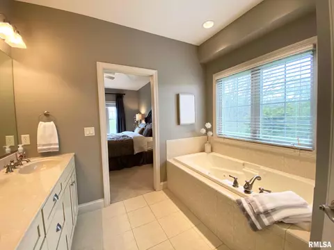 569 Pheasant Trl, Metamora, IL 61548 photo 26