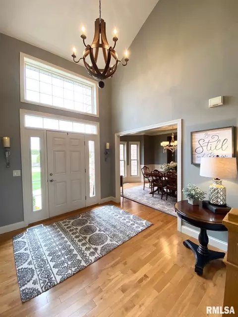 569 Pheasant Trl, Metamora, IL 61548 photo 8