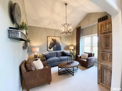 569 Pheasant Trl, Metamora, IL 61548 photo 6