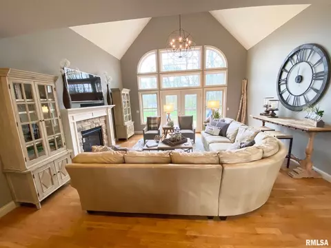 569 Pheasant Trl, Metamora, IL 61548 photo 12