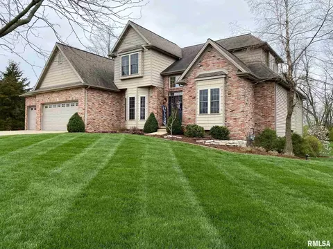 569 Pheasant Trl, Metamora, IL 61548 photo 1