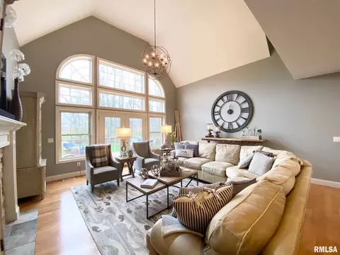 569 Pheasant Trl, Metamora, IL 61548 photo 14