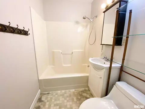 514 W Sunset Dr, Eureka, IL 61530 photo 28