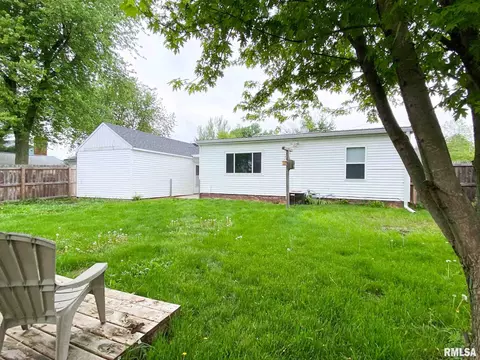 514 W Sunset Dr, Eureka, IL 61530 photo 41
