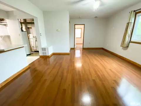 514 W Sunset Dr, Eureka, IL 61530 photo 24