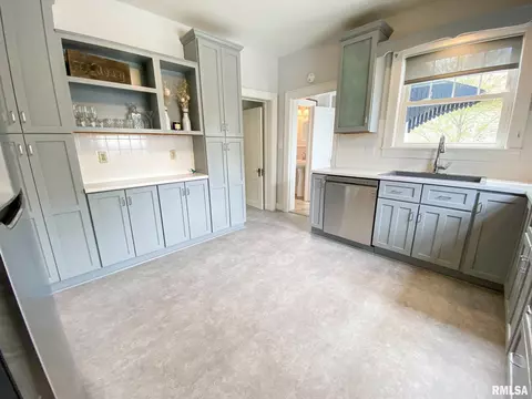 710 S Vennum St, Eureka, IL 61530 photo 12