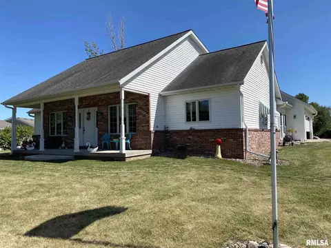 1655 Knapp Dr, Congerville, IL 61729 photo 1