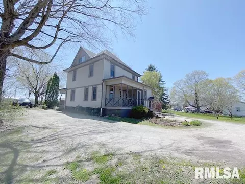 815 W Maple St, Canton, IL 61520 photo 39