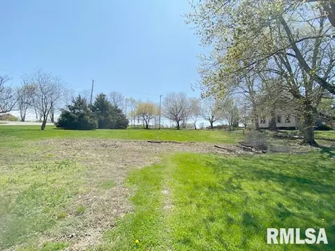 815 W Maple St, Canton, IL 61520 photo 50
