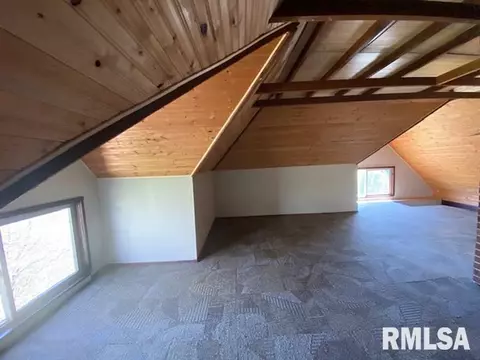 815 W Maple St, Canton, IL 61520 photo 26