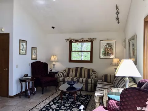 41 Flag Rd, Macomb, IL 61455 photo 19