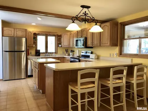 41 Flag Rd, Macomb, IL 61455 photo 6