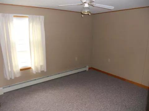 835 Main St, Fairview, IL 61432 photo 12