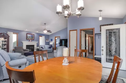 916 Dennis Dr, Eureka, IL 61530 photo 15