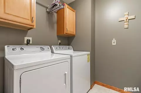 916 Dennis Dr, Eureka, IL 61530 photo 34