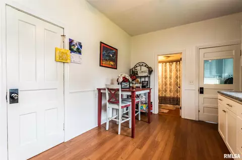 208 E 3rd St, Gridley, IL 61744 photo 7