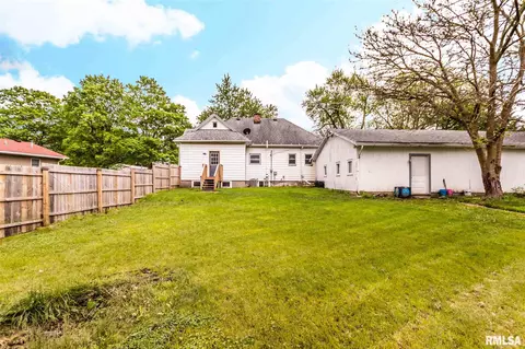 208 E 3rd St, Gridley, IL 61744 photo 23