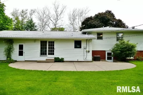940 E Marshall St, Morton, IL 61550 photo 40