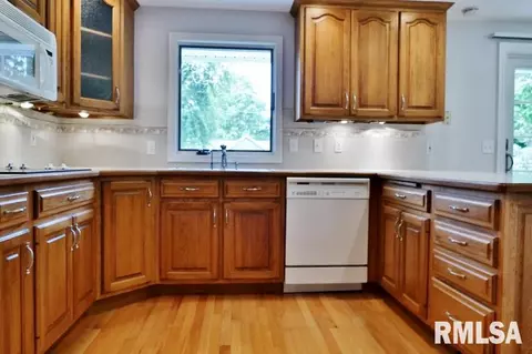 940 E Marshall St, Morton, IL 61550 photo 15