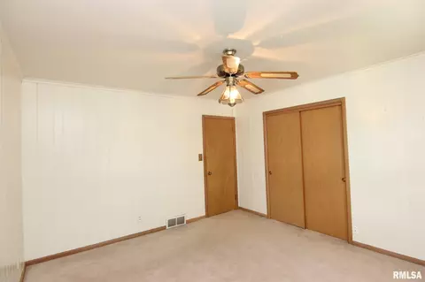 117 N Kickapoo Ter, Peoria, IL 61604 photo 27