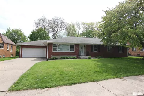 117 N Kickapoo Ter, Peoria, IL 61604 photo 1