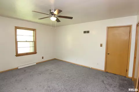 117 N Kickapoo Ter, Peoria, IL 61604 photo 22