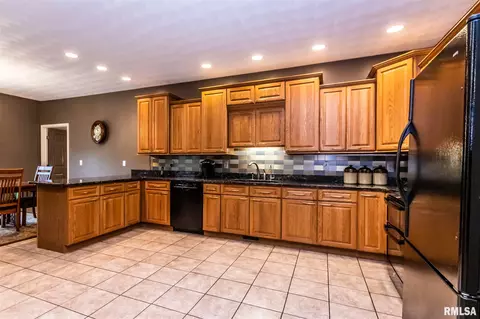 7823 W Thorngate Dr, Mapleton, IL 61547 photo 12