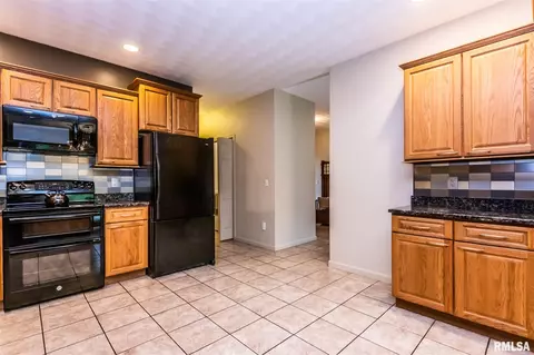 7823 W Thorngate Dr, Mapleton, IL 61547 photo 14
