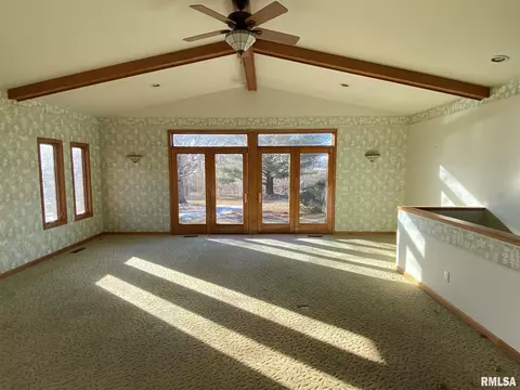 10 Heath Ct, Macomb, IL 61455 photo 13