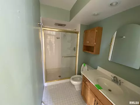 10 Heath Ct, Macomb, IL 61455 photo 19