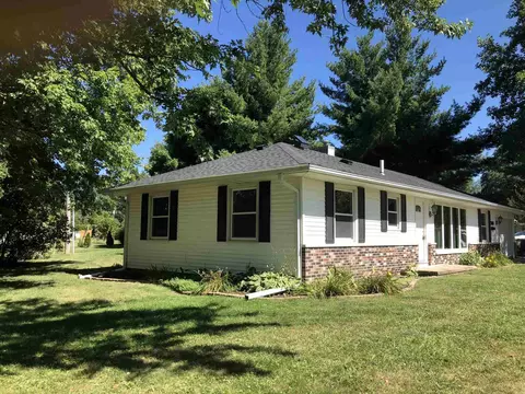 708 Bobby Ave, Macomb, IL 61455 photo 3