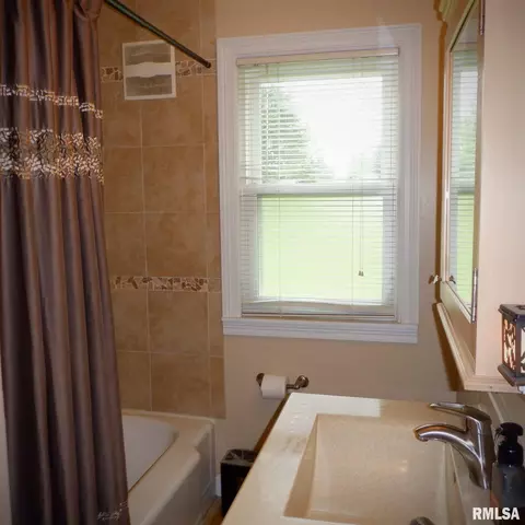 511 Hamilton St, Washington, IL 61571 photo 17