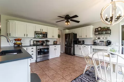 1006 Summerset St, Morton, IL 61550 photo 17