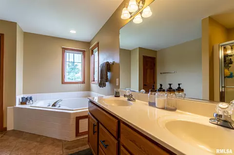 1006 Summerset St, Morton, IL 61550 photo 30